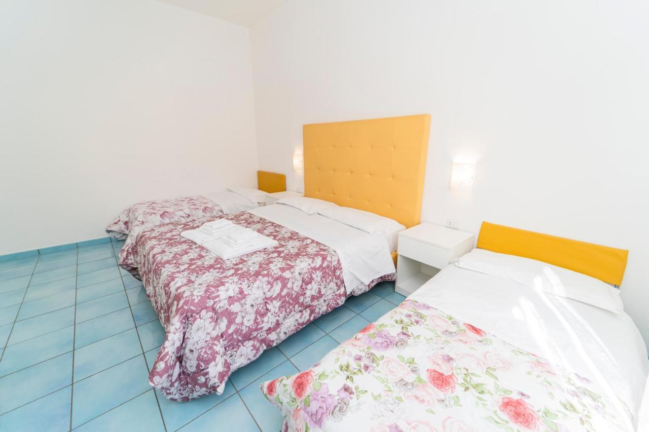 La Casa Di Aurora Hotel Maiori Bagian luar foto